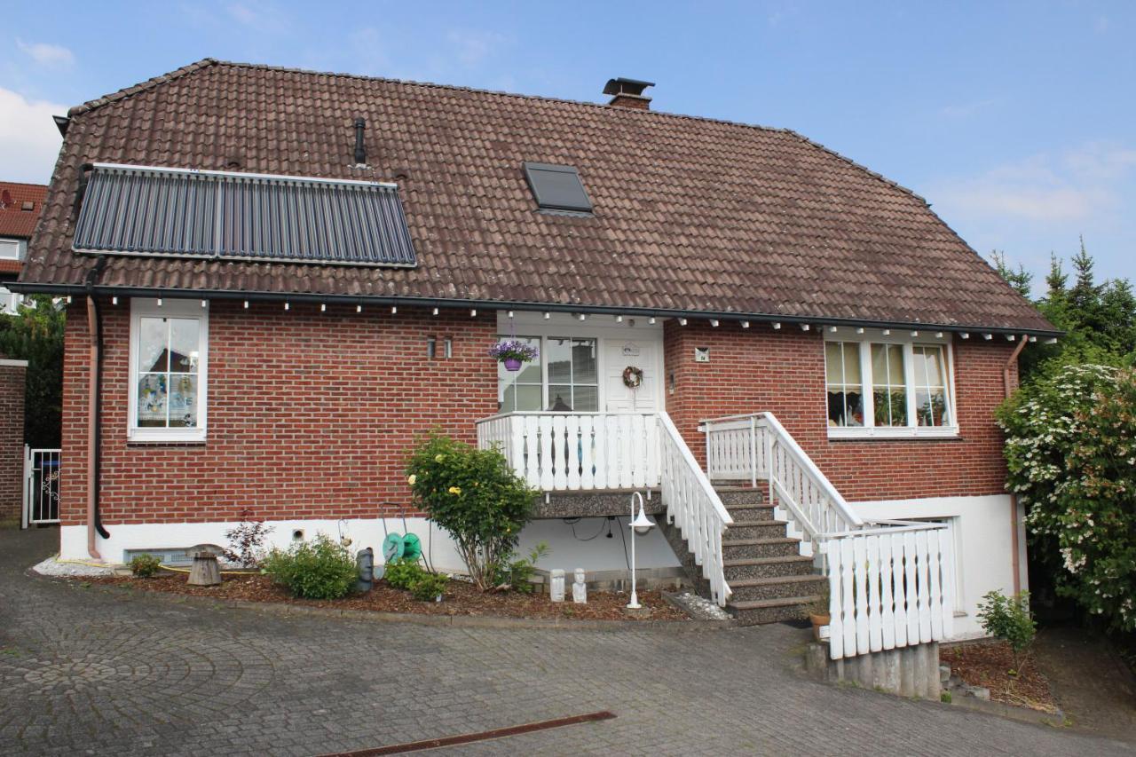 Chrissi Und Micha Appartement Remscheid Buitenkant foto