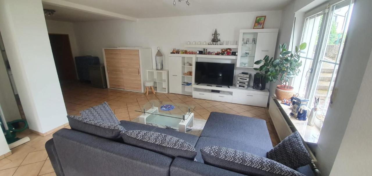 Chrissi Und Micha Appartement Remscheid Buitenkant foto