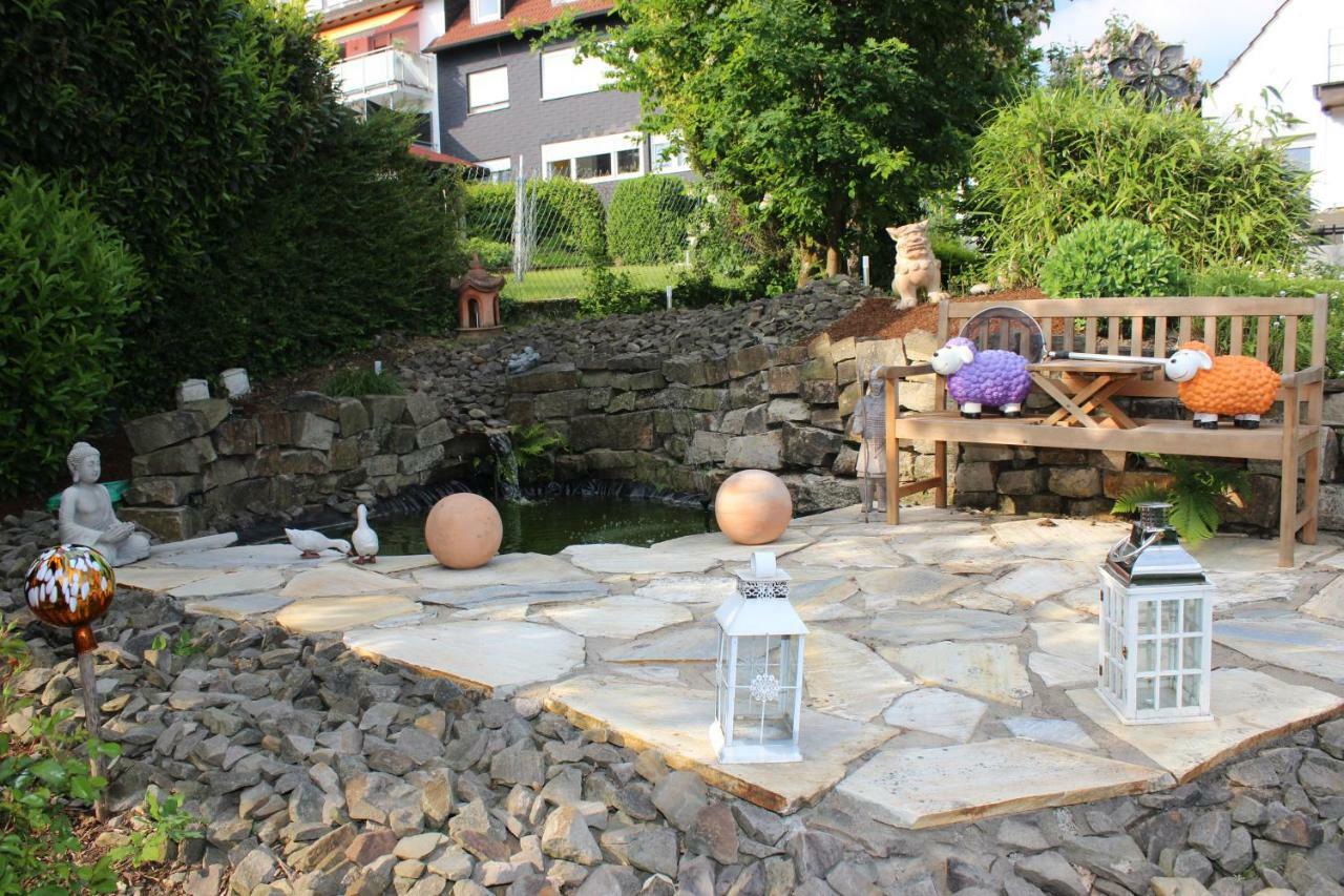 Chrissi Und Micha Appartement Remscheid Buitenkant foto